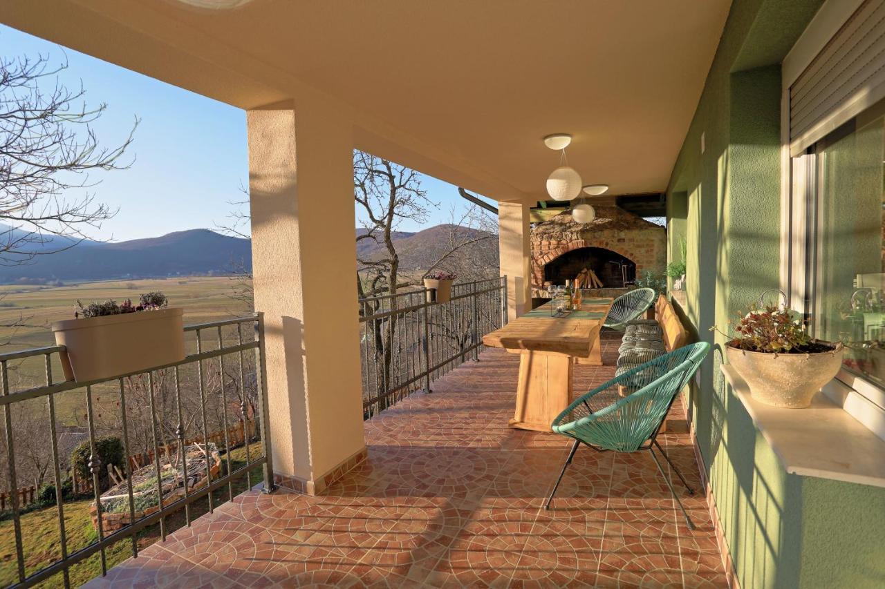 Luxury Apartman Alex With Sauna In The Village Otočac Εξωτερικό φωτογραφία