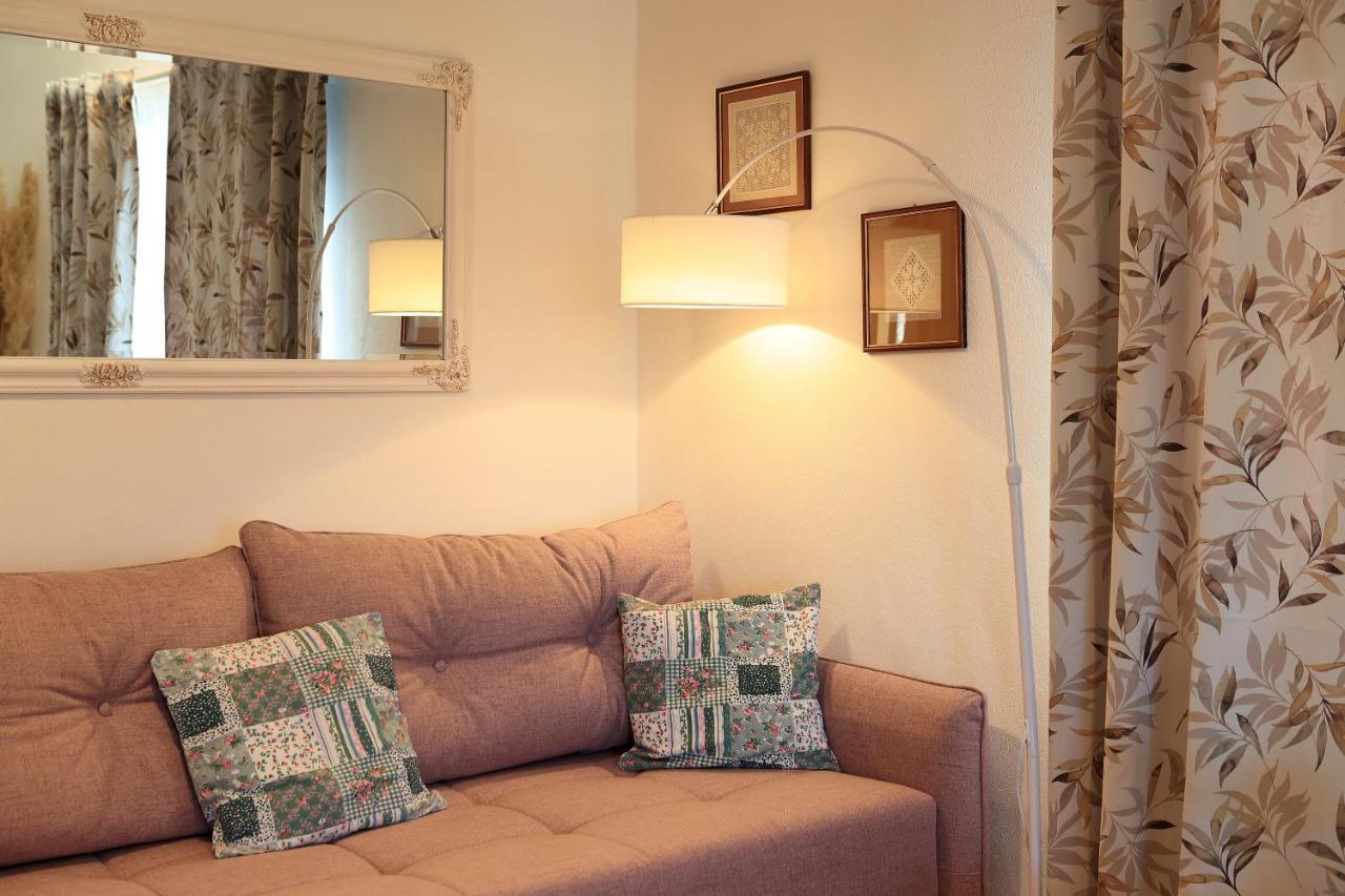 Luxury Apartman Alex With Sauna In The Village Otočac Εξωτερικό φωτογραφία
