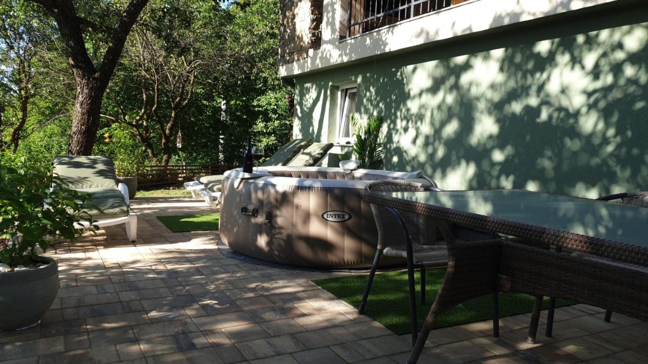 Luxury Apartman Alex With Sauna In The Village Otočac Εξωτερικό φωτογραφία