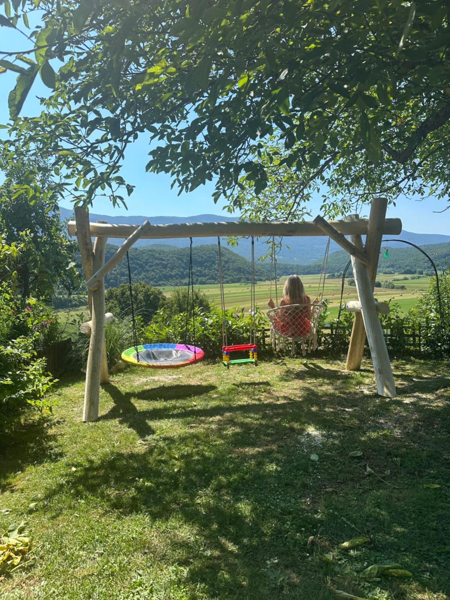 Luxury Apartman Alex With Sauna In The Village Otočac Εξωτερικό φωτογραφία